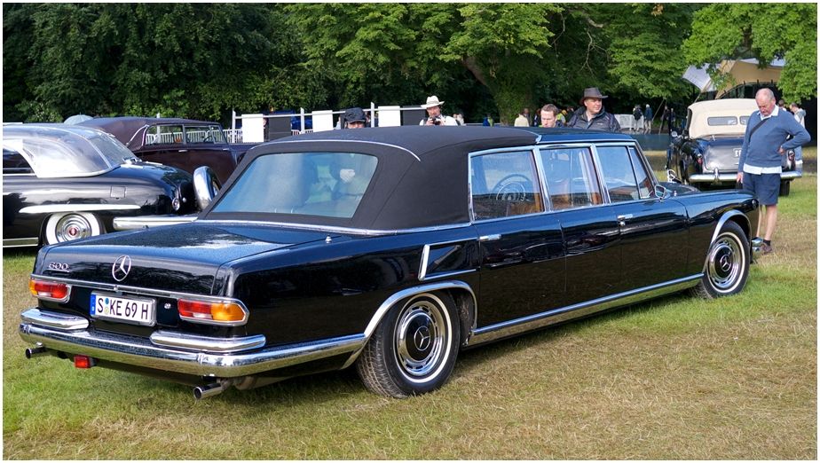 1965_Mercedes-Benz_600_Pullman_(7567444340)-cr-ir